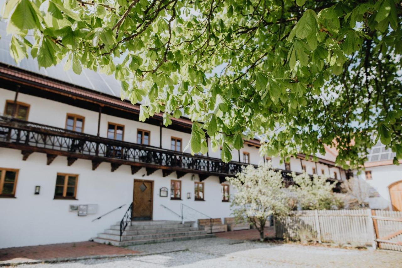 Kastanienhof Pfettrach Hotel Altdorf  Exterior foto